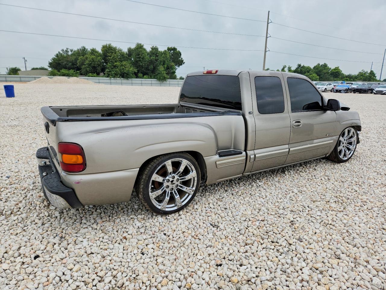 2000 Chevrolet Silverado C1500 Beige vin: 2GCEC19T0Y1375953
