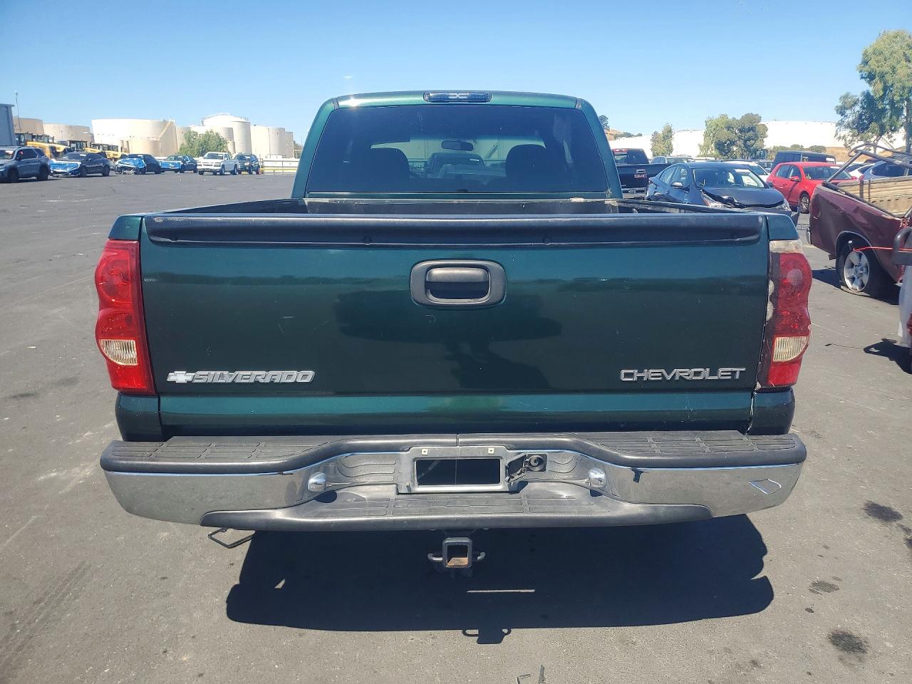 2001 Chevrolet Silverado C1500 Green vin: 2GCEC19T111179476
