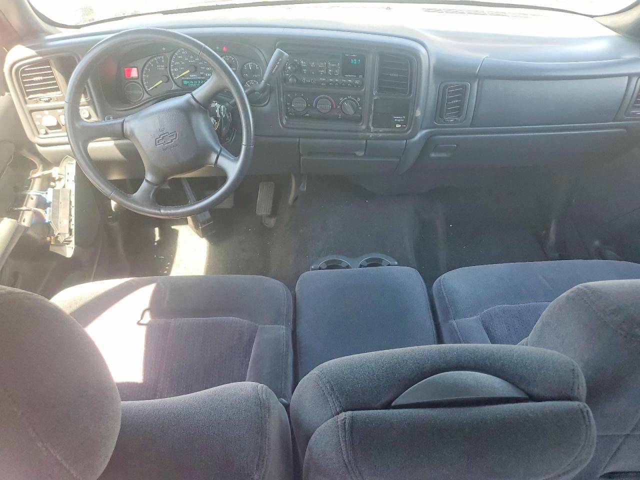 2001 Chevrolet Silverado C1500 Green vin: 2GCEC19T111179476