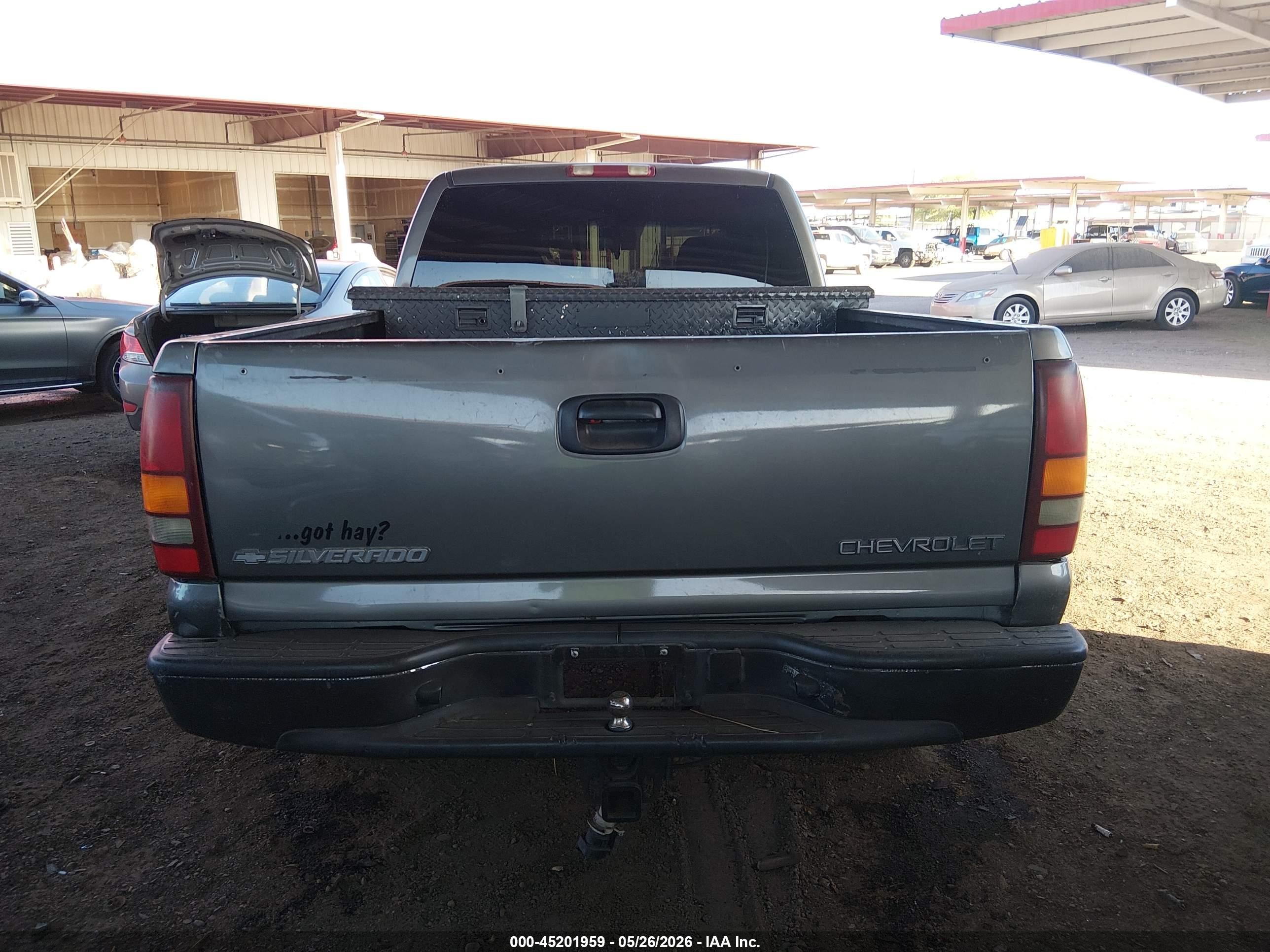 2001 Chevrolet Silverado 1500 Ls Серый vin: 2GCEC19T111305772