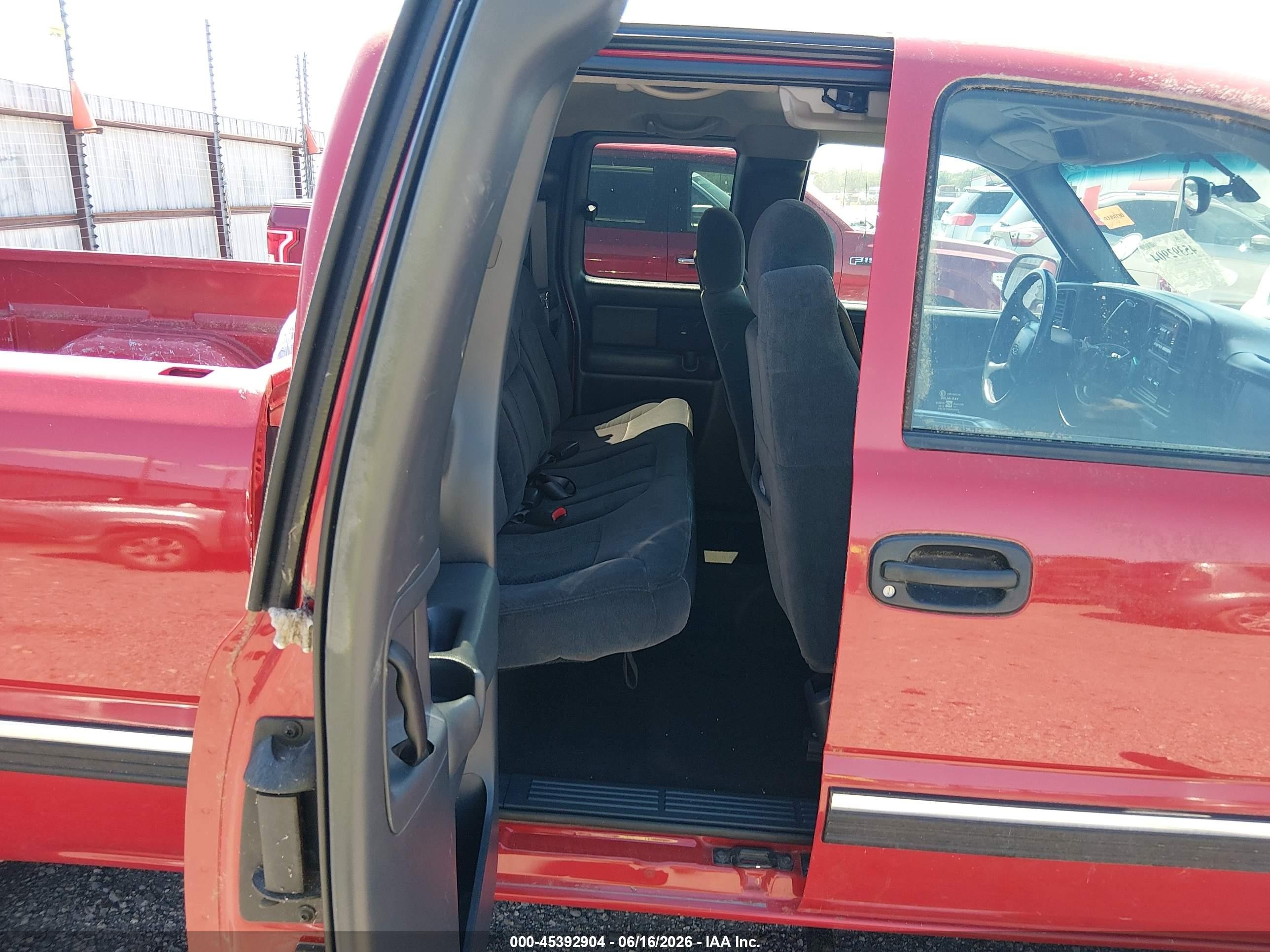 2001 Chevrolet Silverado 1500 Ls Red vin: 2GCEC19T111350002
