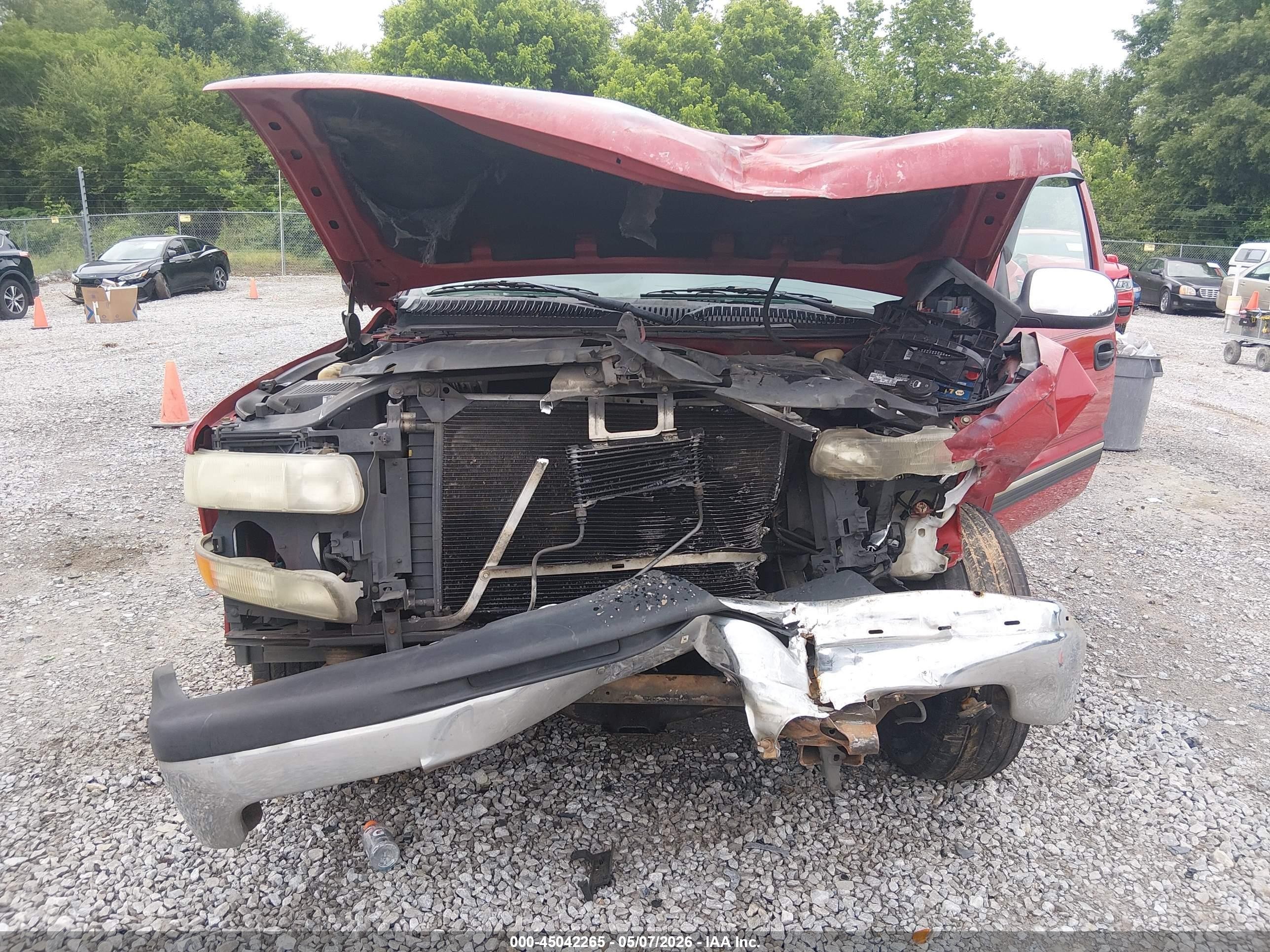 2002 Chevrolet Silverado 1500 Ls Red vin: 2GCEC19T121272256