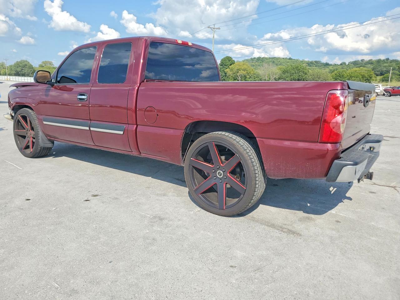 2003 Chevrolet Silverado C1500 Burgundy vin: 2GCEC19T131348768