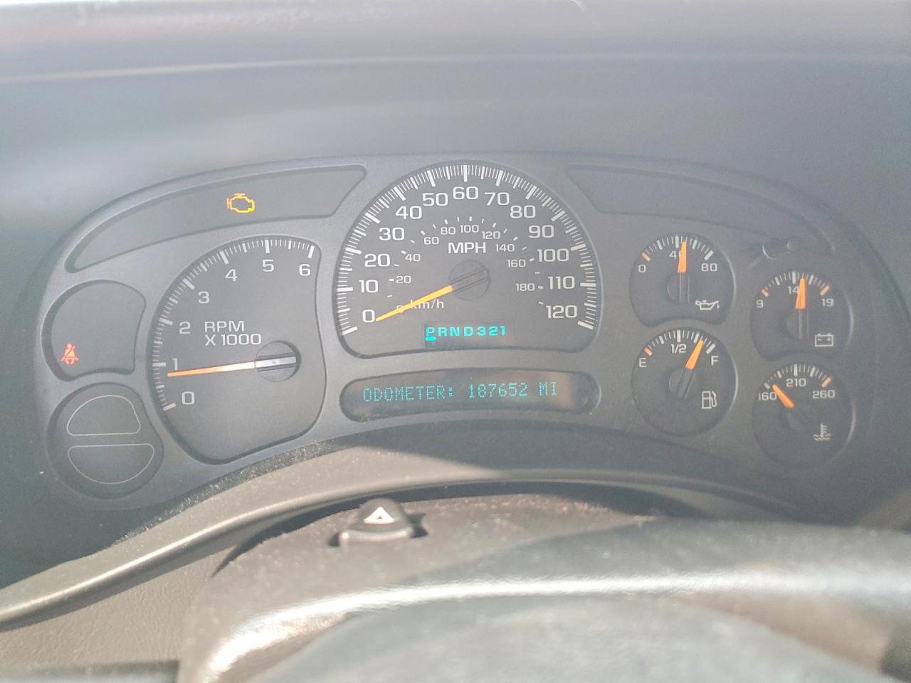 2003 Chevrolet Silverado C1500 Burgundy vin: 2GCEC19T131348768