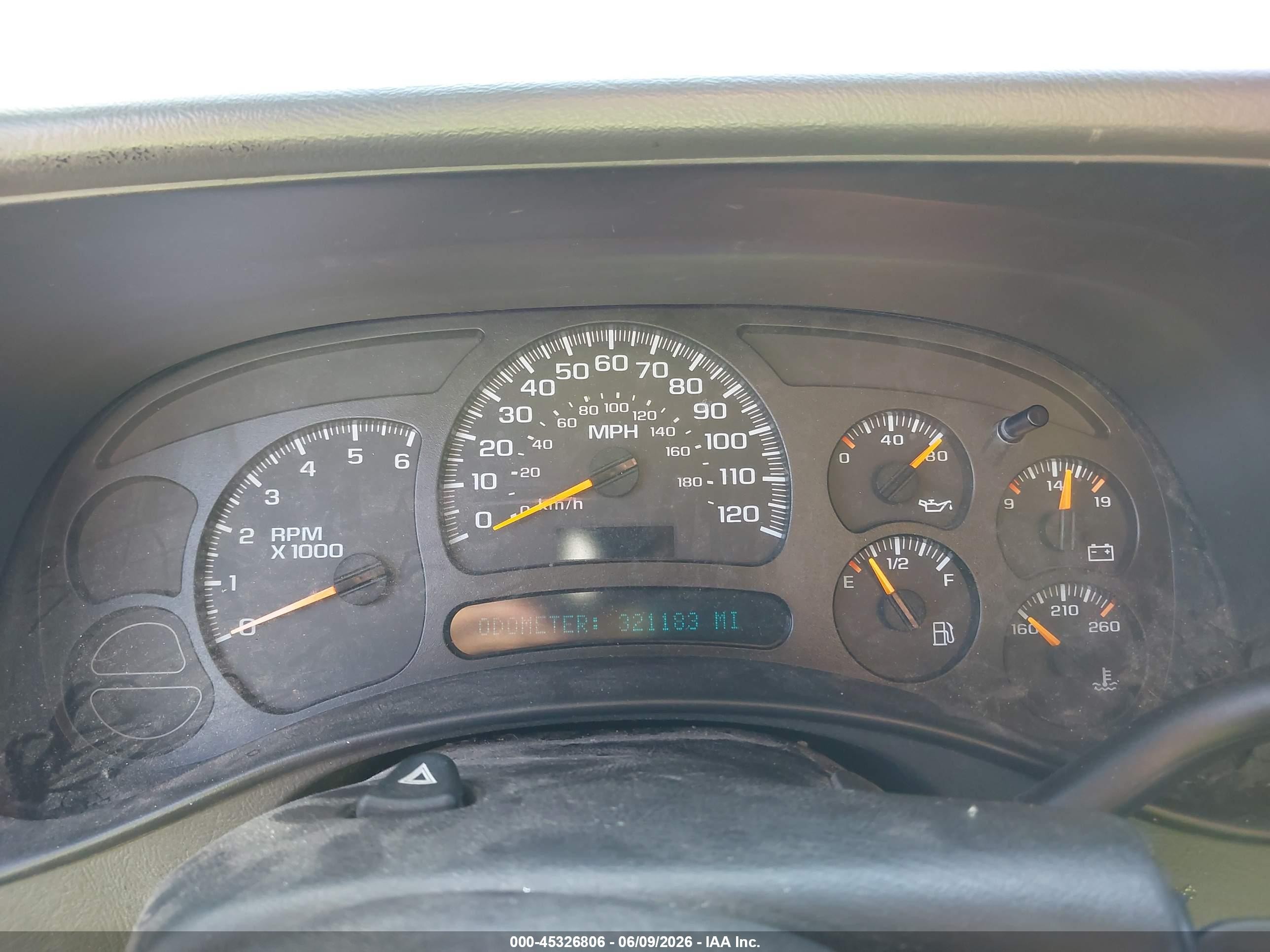 2005 Chevrolet Silverado 1500 Ls White vin: 2GCEC19T151198244