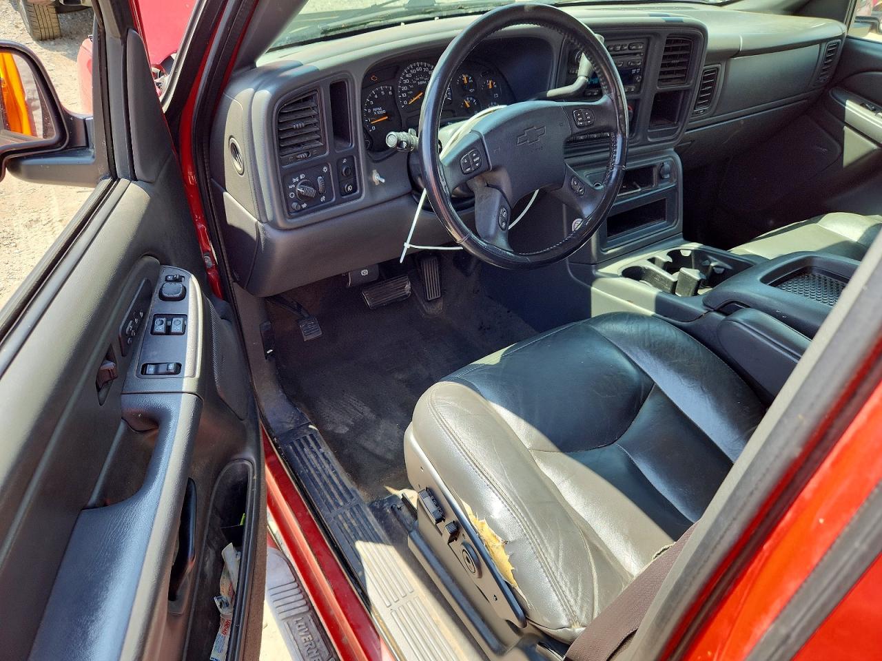 2005 Chevrolet Silverado C1500 Red vin: 2GCEC19T151337661