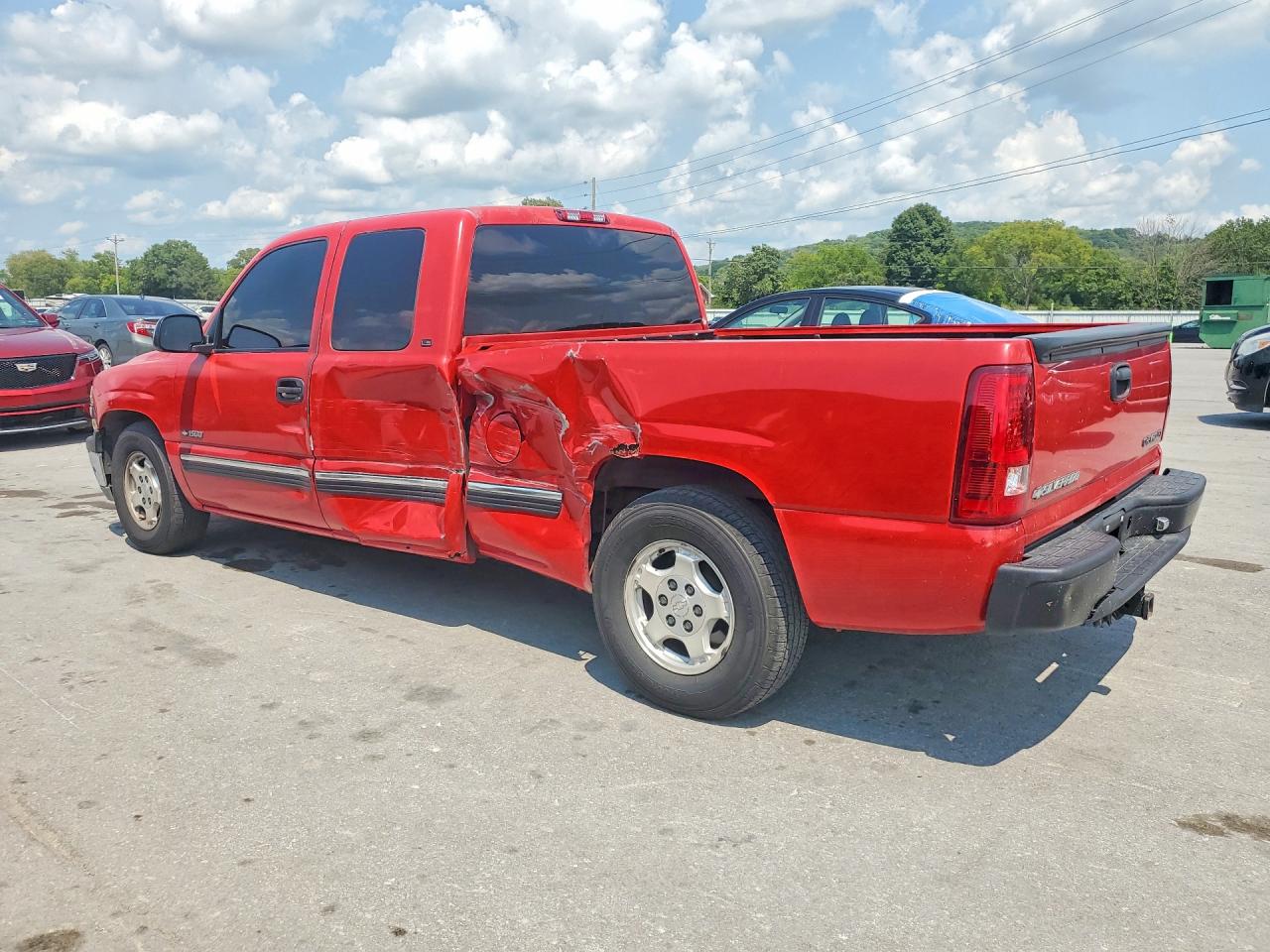 2000 Chevrolet Silverado C1500 Red vin: 2GCEC19T1Y1234504