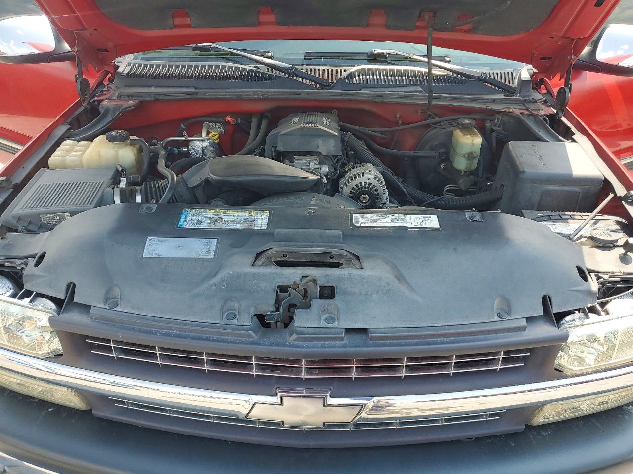 2000 Chevrolet Silverado C1500 Red vin: 2GCEC19T1Y1234504