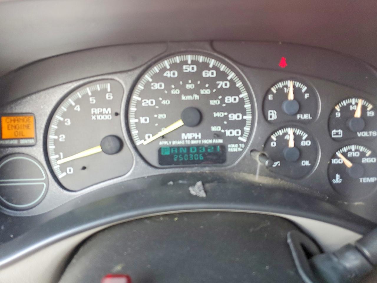 2000 Chevrolet Silverado C1500 Red vin: 2GCEC19T1Y1234504