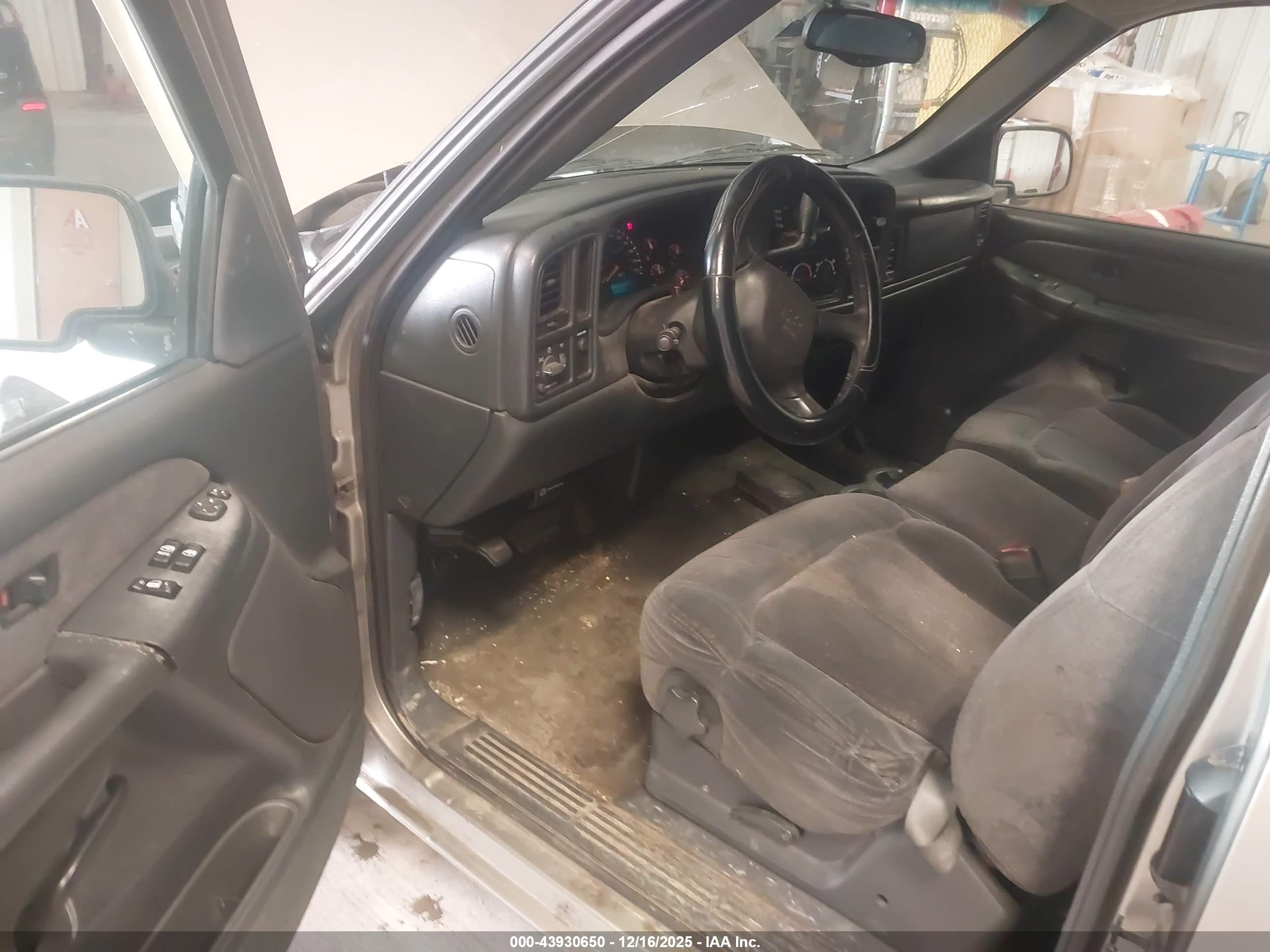 2001 Chevrolet Silverado 1500 Ls Коричневый vin: 2GCEC19T211337176