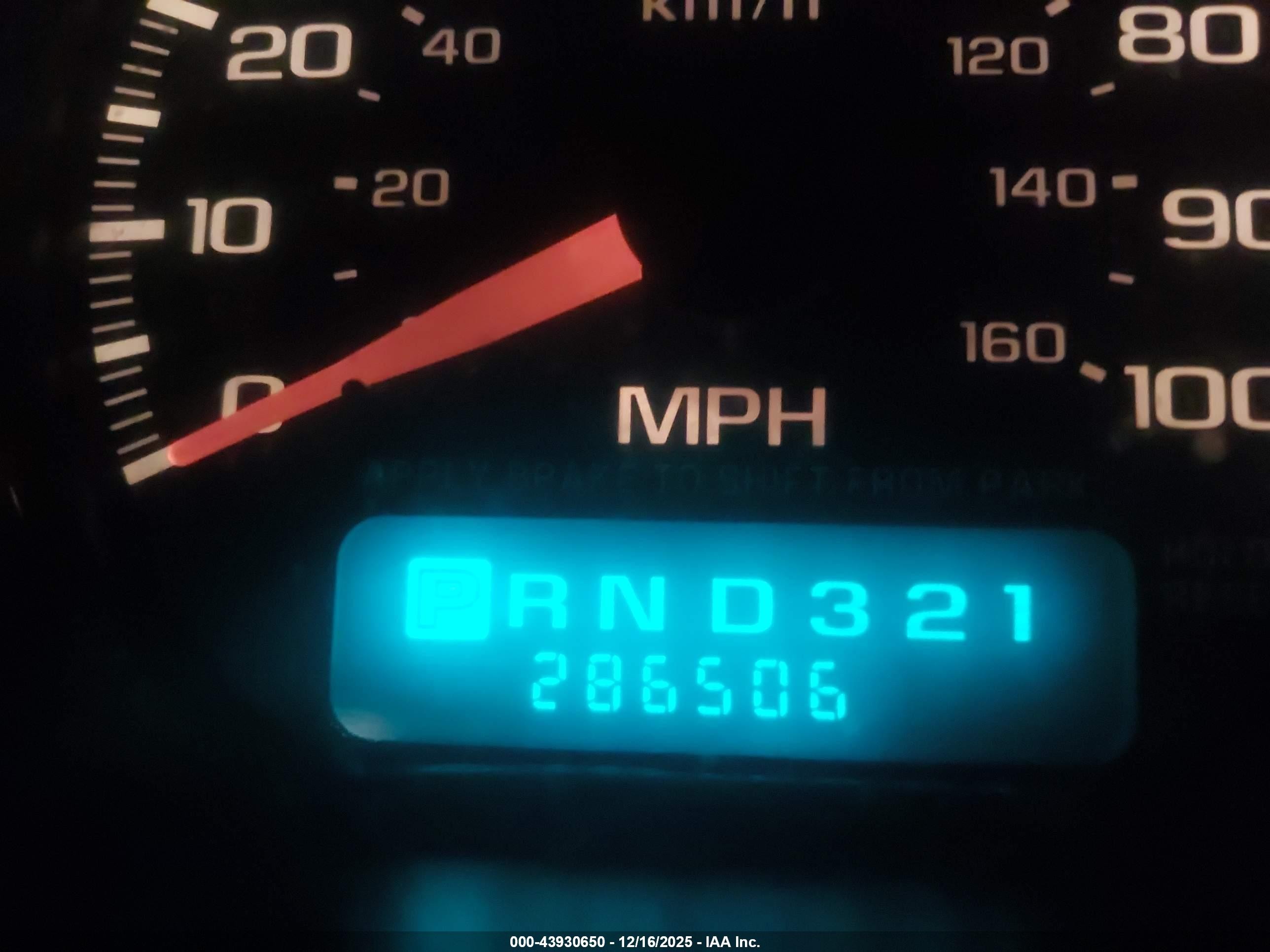 2001 Chevrolet Silverado 1500 Ls Коричневый vin: 2GCEC19T211337176