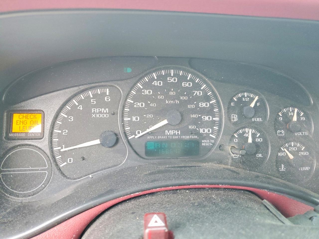 2002 Chevrolet Silverado C1500 Темно-бордовый vin: 2GCEC19T221116114