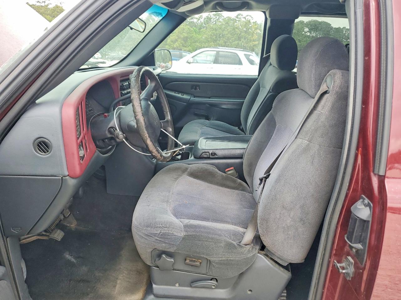 2002 Chevrolet Silverado C1500 Темно-бордовый vin: 2GCEC19T221116114