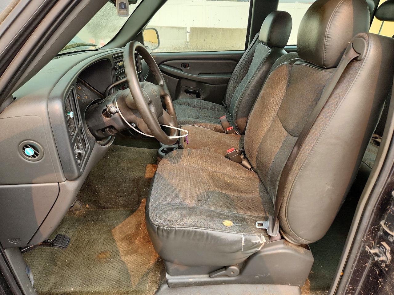 2004 Chevrolet Silverado C1500 Gray vin: 2GCEC19T241180172