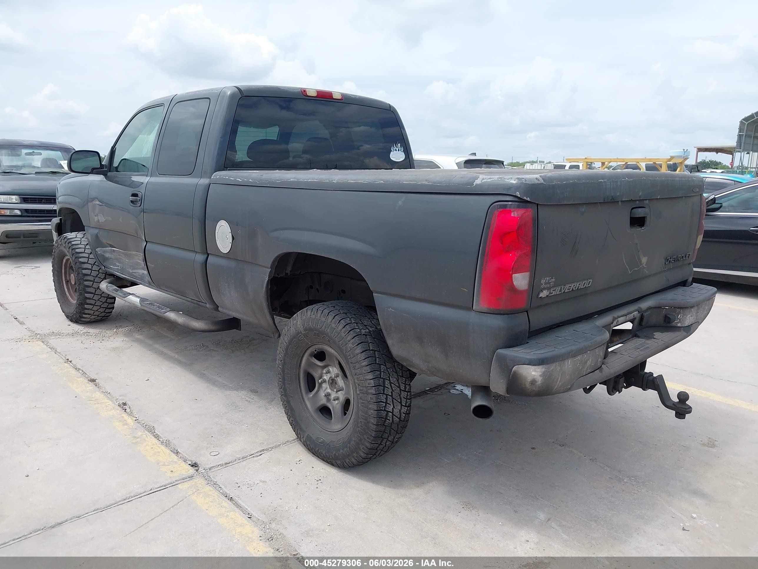 2004 Chevrolet Silverado 1500 Ls Gray vin: 2GCEC19T241239625