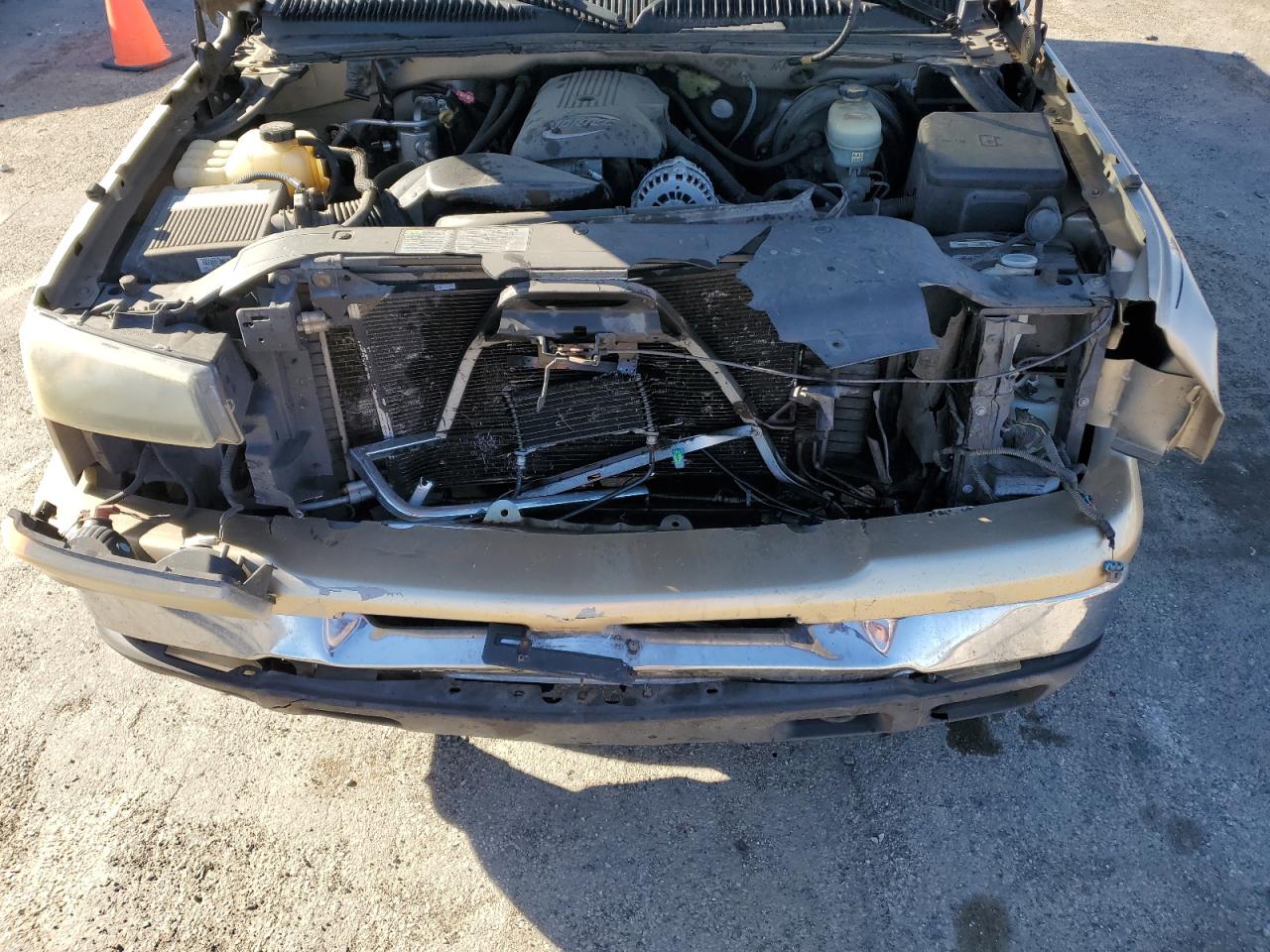 2006 Chevrolet Silverado C1500 Silver vin: 2GCEC19T261158725
