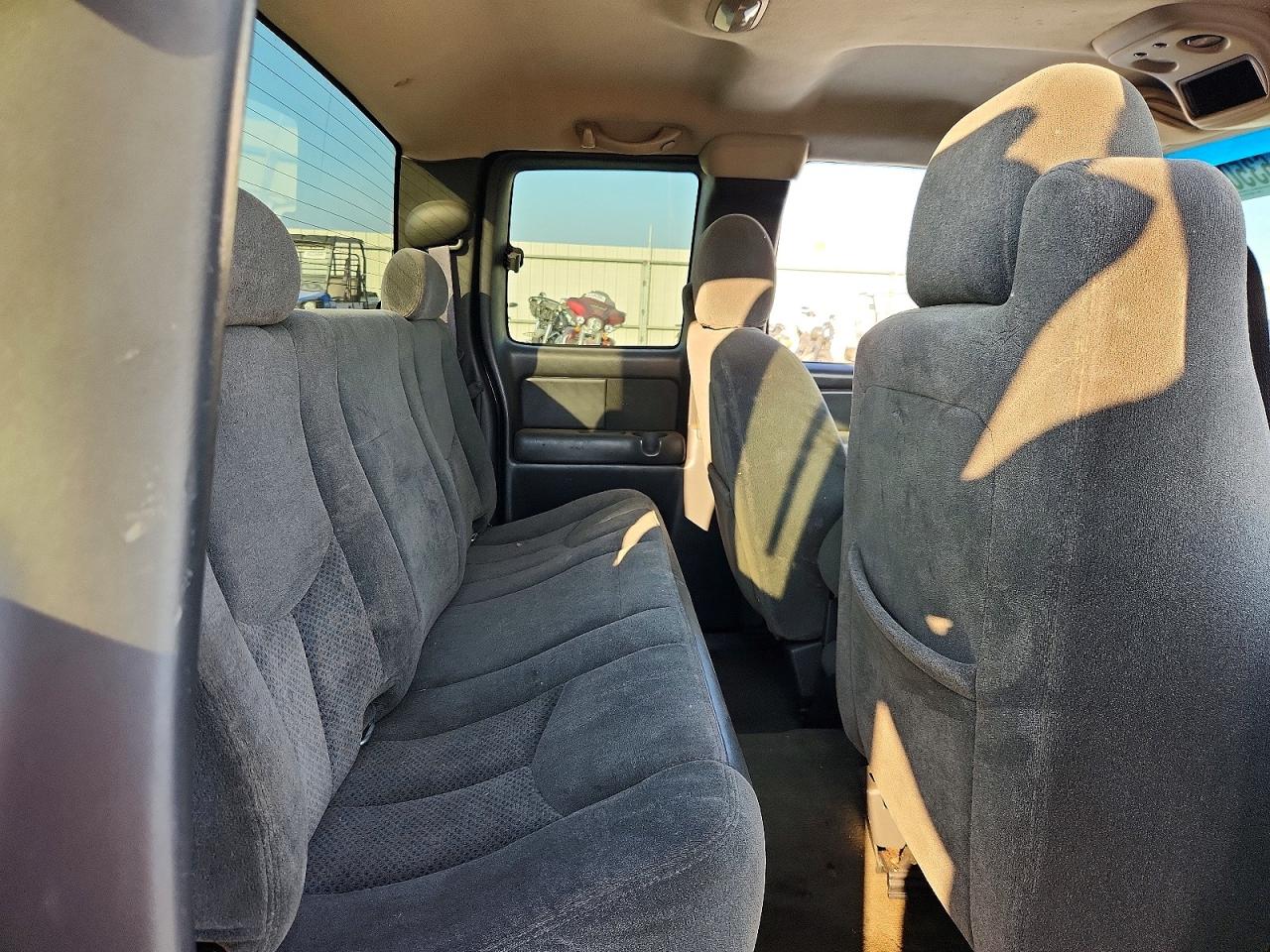 1999 Chevrolet Silverado C1500 Blue vin: 2GCEC19T2X1135530