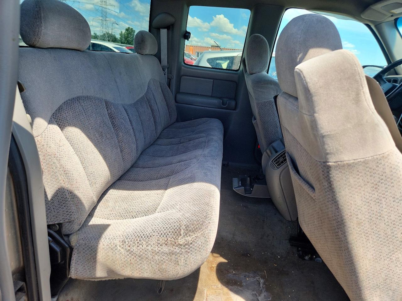 1999 Chevrolet Silverado C1500 Tan vin: 2GCEC19T2X1251312