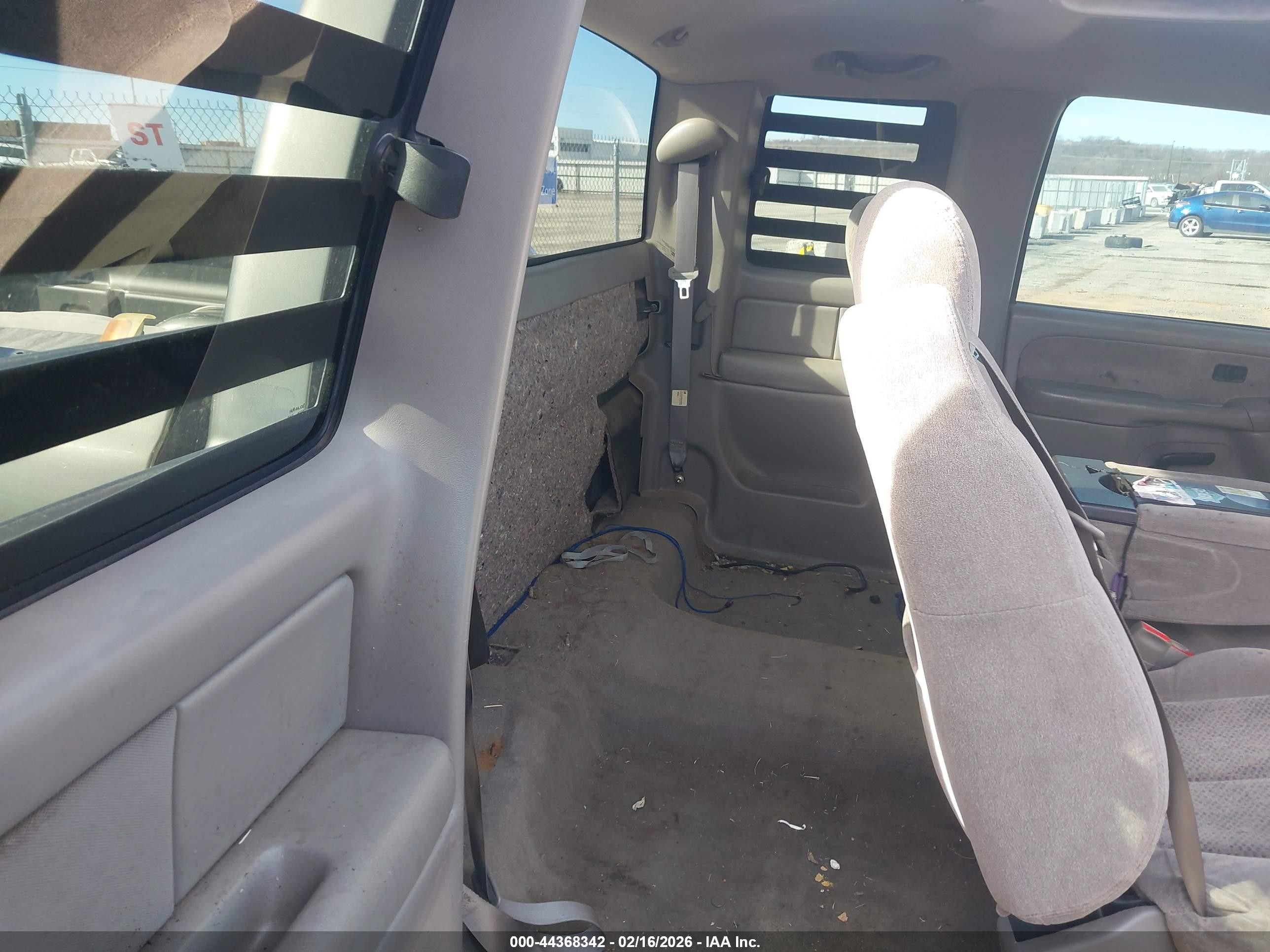 2000 Chevrolet Silverado 1500 Ls Gold vin: 2GCEC19T2Y1101962