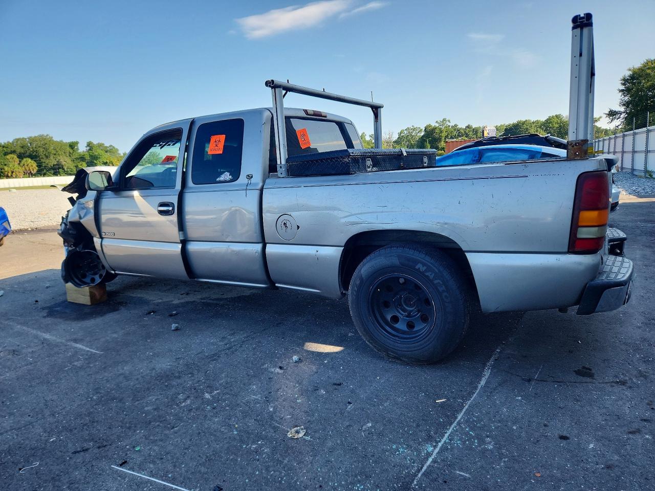 2000 Chevrolet Silverado C1500 Beige vin: 2GCEC19T2Y1107227