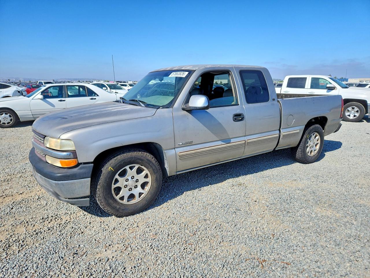 2000 Chevrolet Silverado C1500 Silver vin: 2GCEC19T2Y1149672