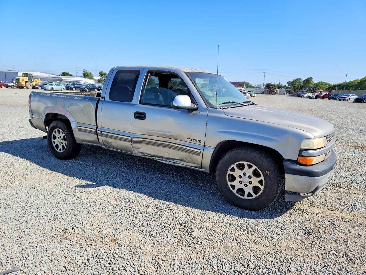 2000 Chevrolet Silverado C1500 Silver vin: 2GCEC19T2Y1149672