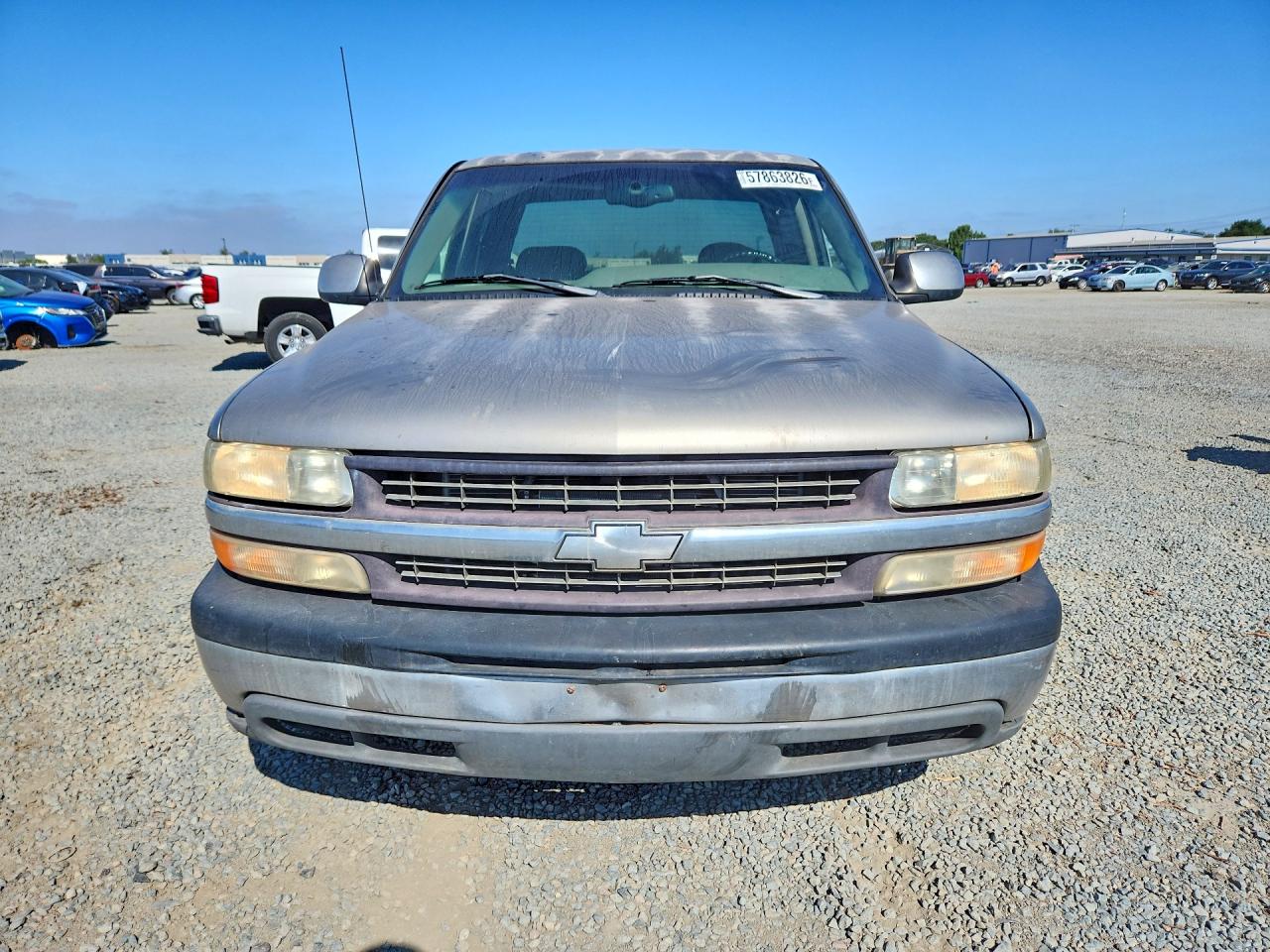 2000 Chevrolet Silverado C1500 Silver vin: 2GCEC19T2Y1149672