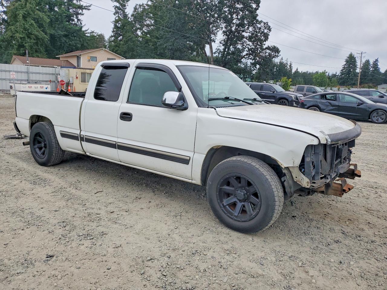 2001 Chevrolet Silverado C1500 White vin: 2GCEC19T311180550