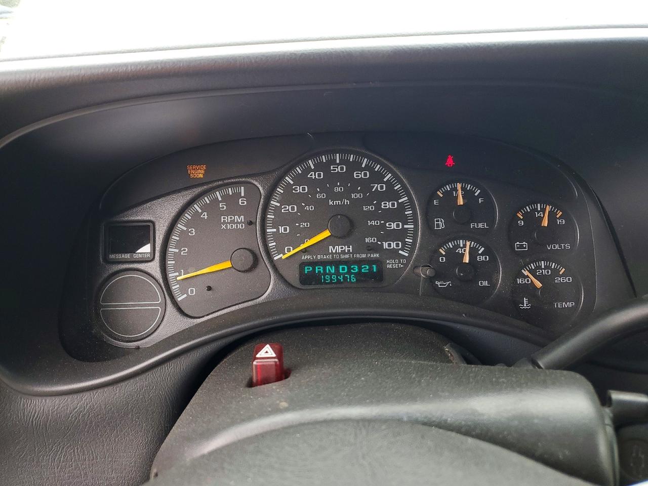 2001 Chevrolet Silverado C1500 White vin: 2GCEC19T311180550