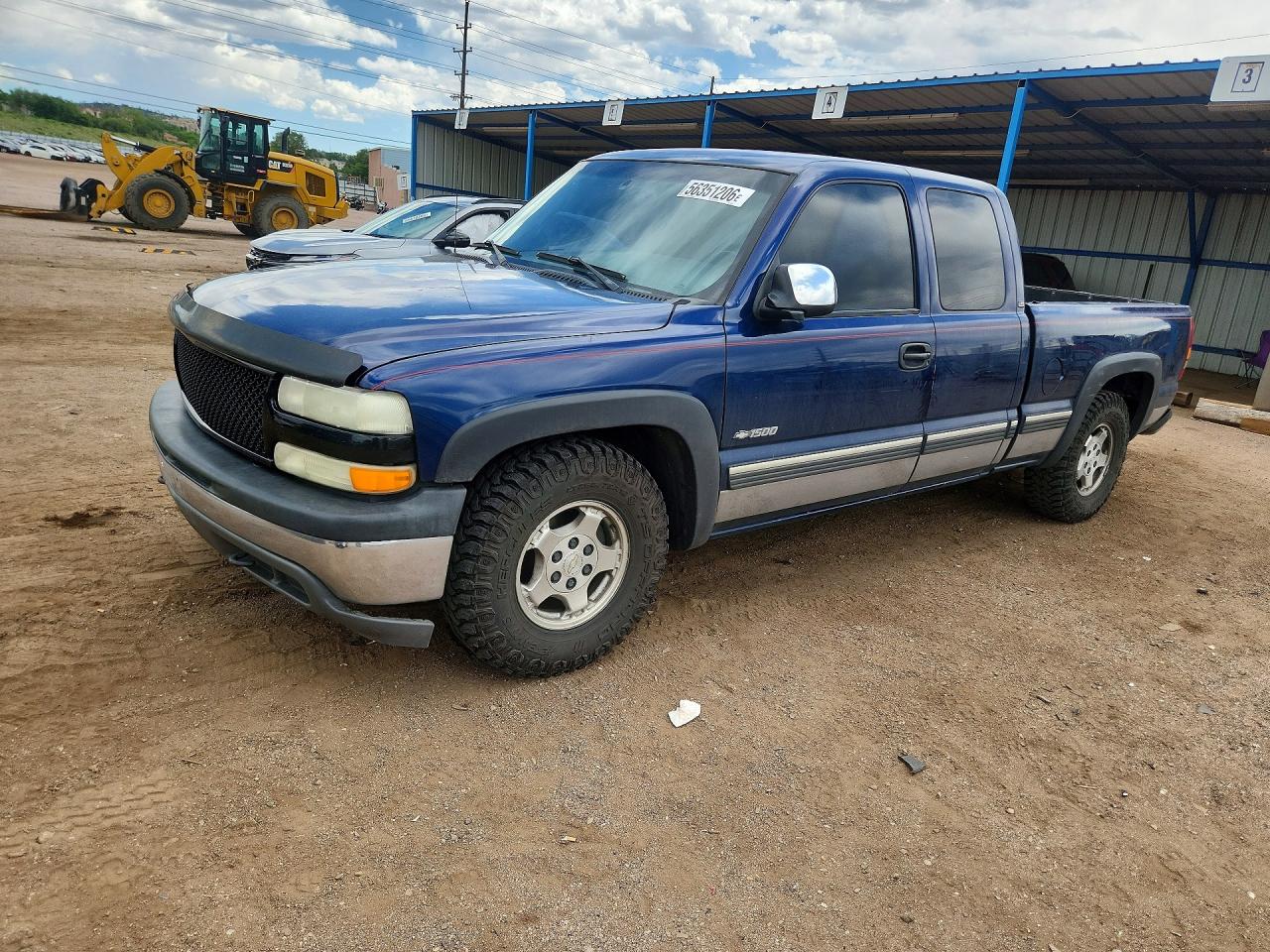 2001 Chevrolet Silverado C1500 Blue vin: 2GCEC19T311186851