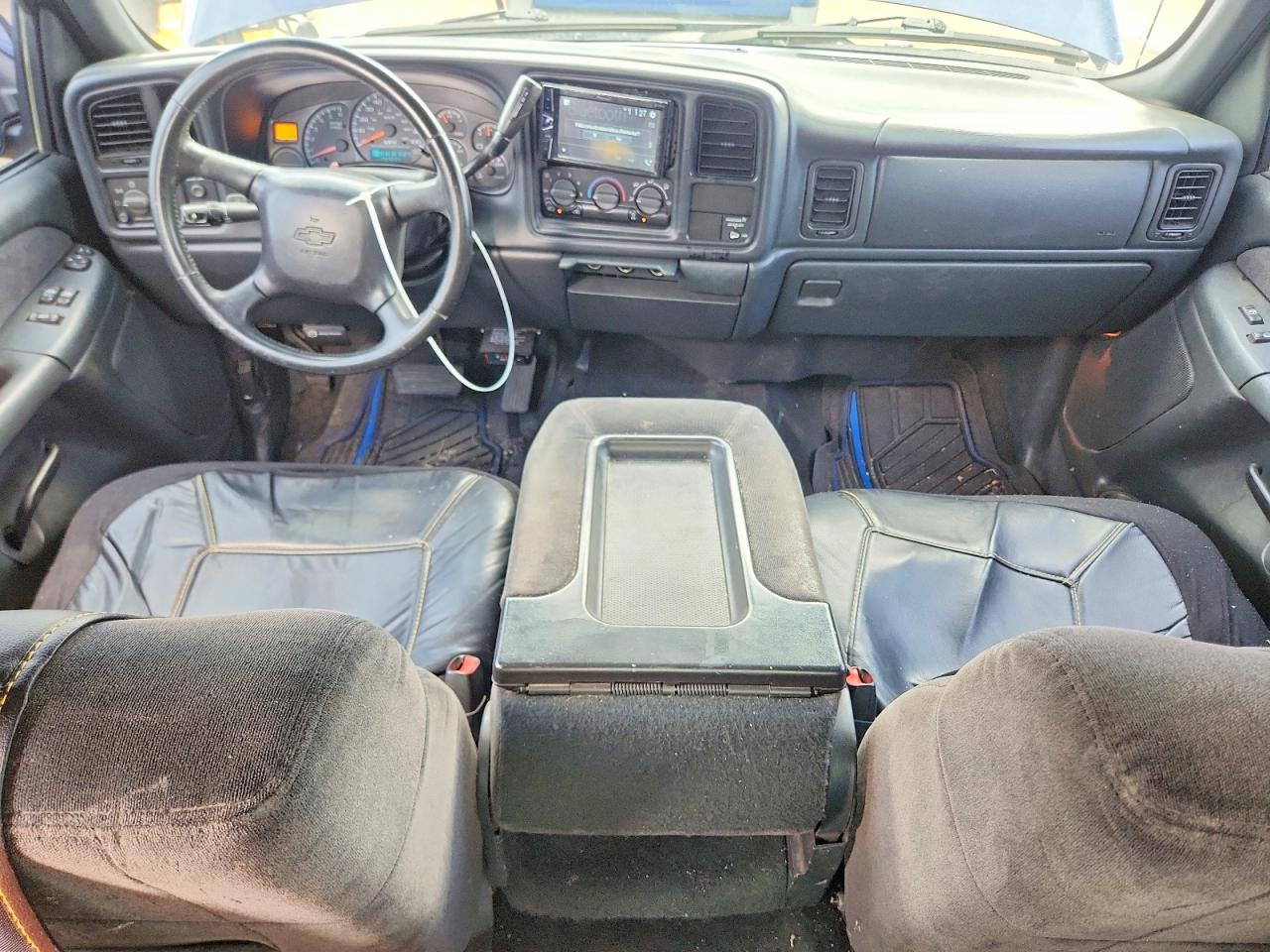 2001 Chevrolet Silverado C1500 Blue vin: 2GCEC19T311186851