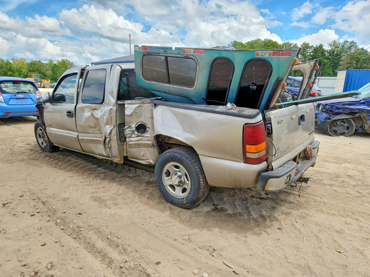 2002 Chevrolet Silverado C1500 Tan vin: 2GCEC19T321366882