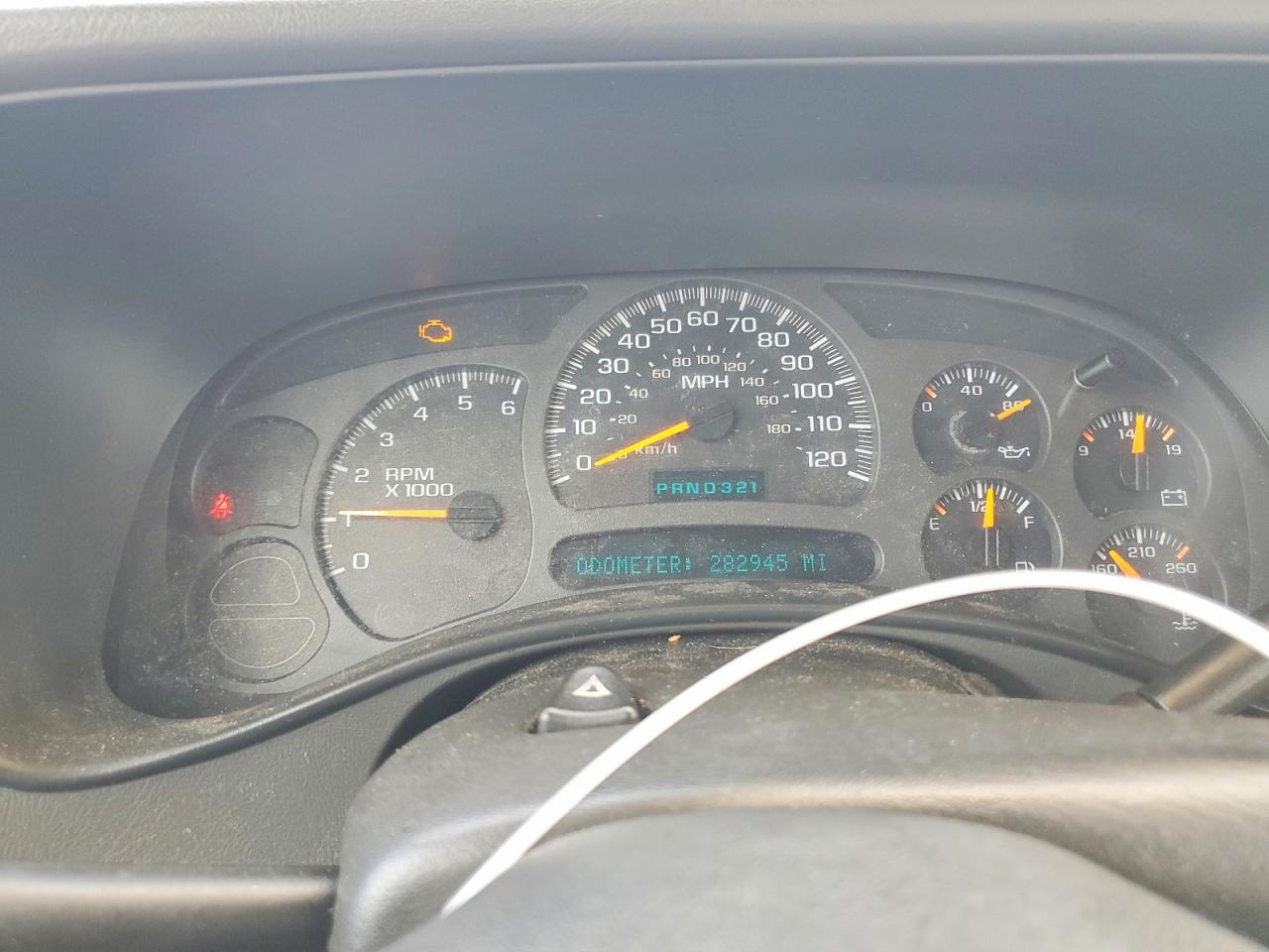 2003 Chevrolet Silverado C1500 Black vin: 2GCEC19T331150872