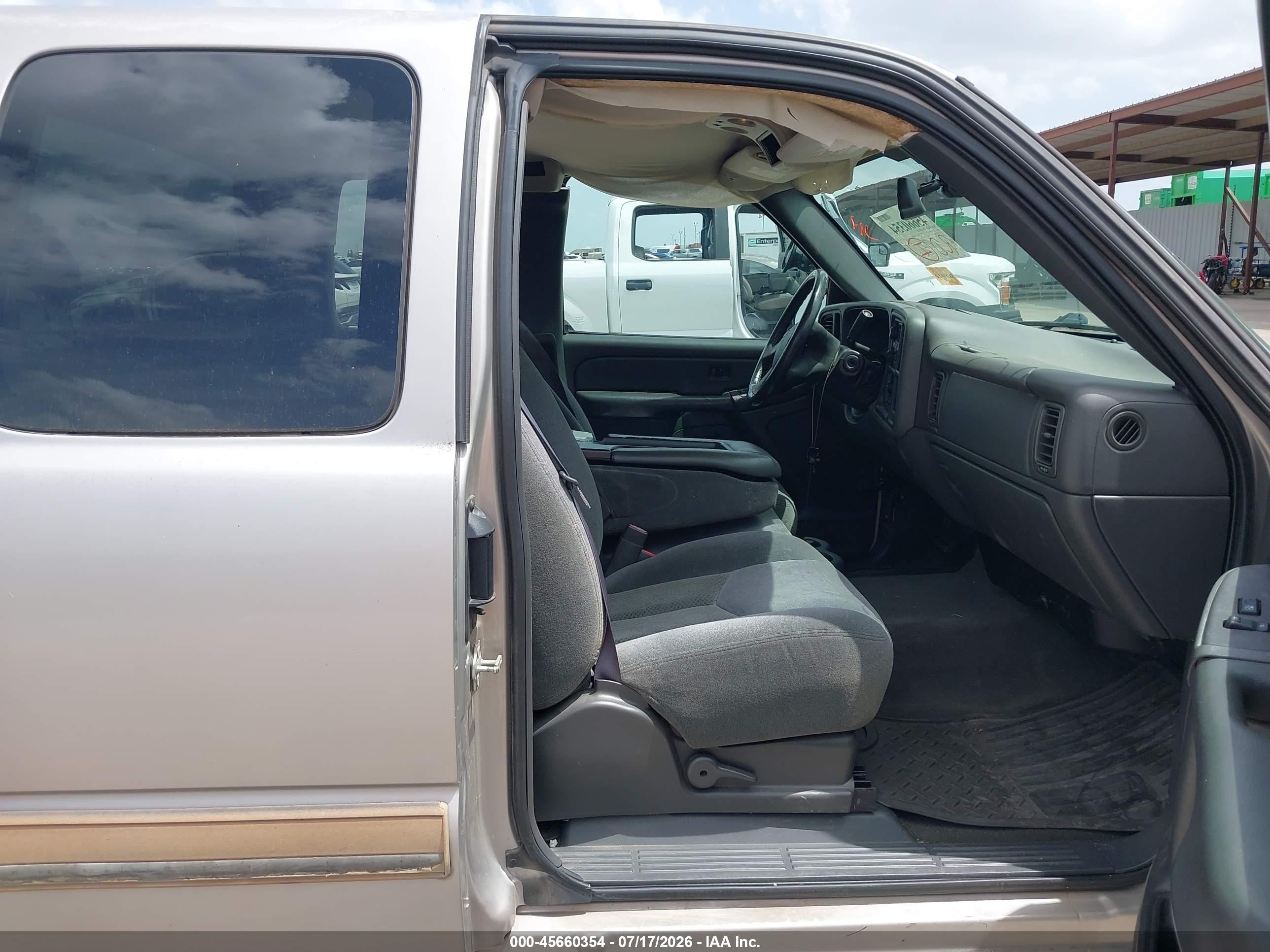 2004 Chevrolet Silverado 1500 Ls Pewter vin: 2GCEC19T341345839