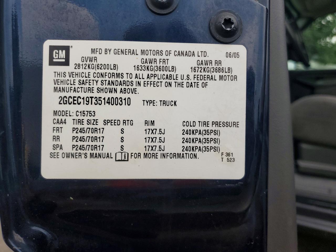 2005 Chevrolet Silverado C1500 Blue vin: 2GCEC19T351400310