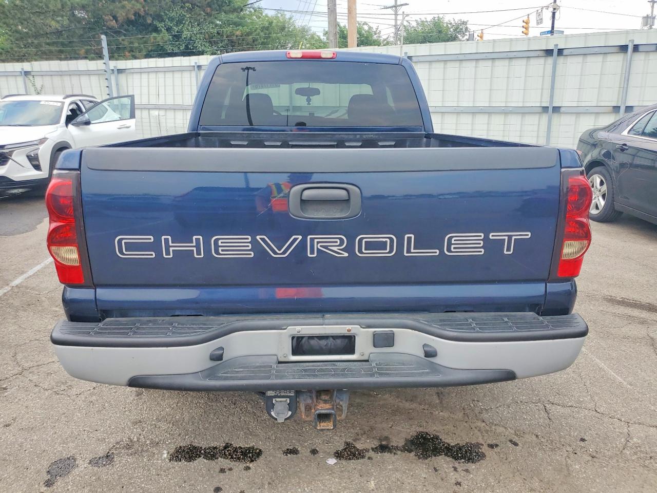 2005 Chevrolet Silverado C1500 Blue vin: 2GCEC19T351400310