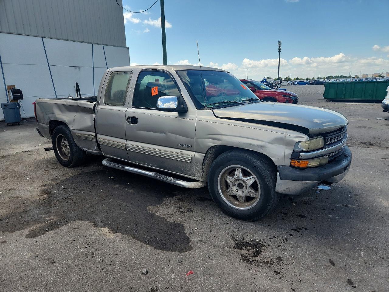 2000 Chevrolet Silverado C1500 Tan vin: 2GCEC19T3Y1138227