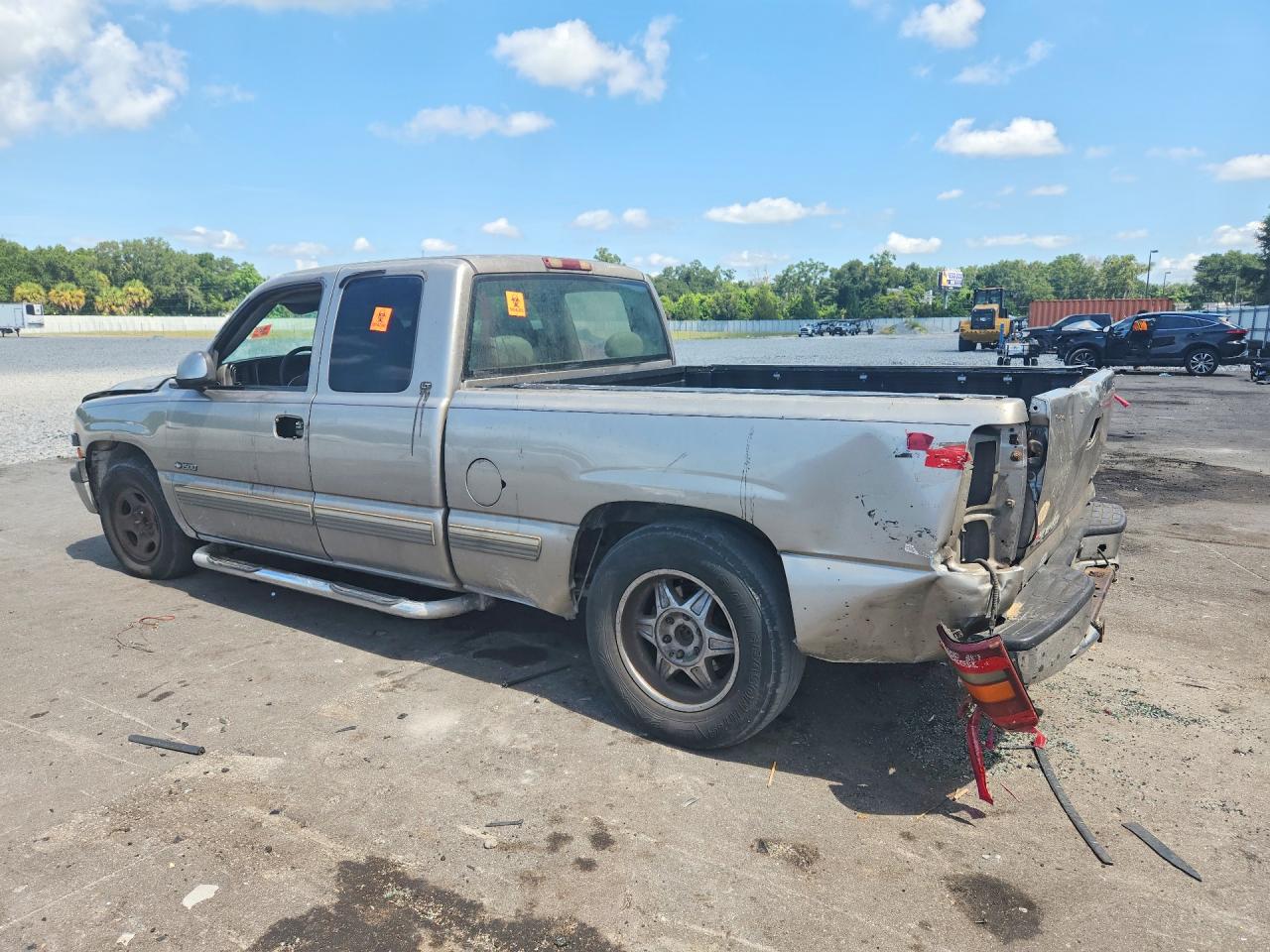 2000 Chevrolet Silverado C1500 Tan vin: 2GCEC19T3Y1138227
