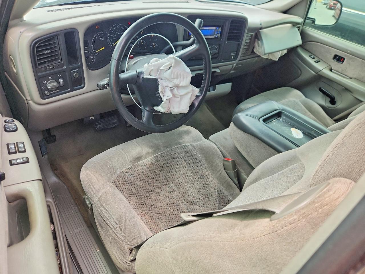 2000 Chevrolet Silverado C1500 Gray vin: 2GCEC19T3Y1223052