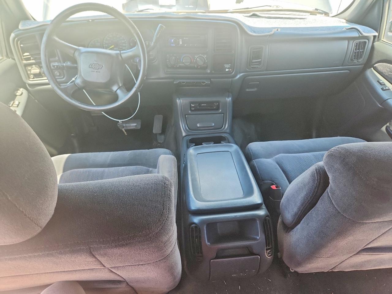 2000 Chevrolet Silverado C1500 Серый vin: 2GCEC19T3Y1353607