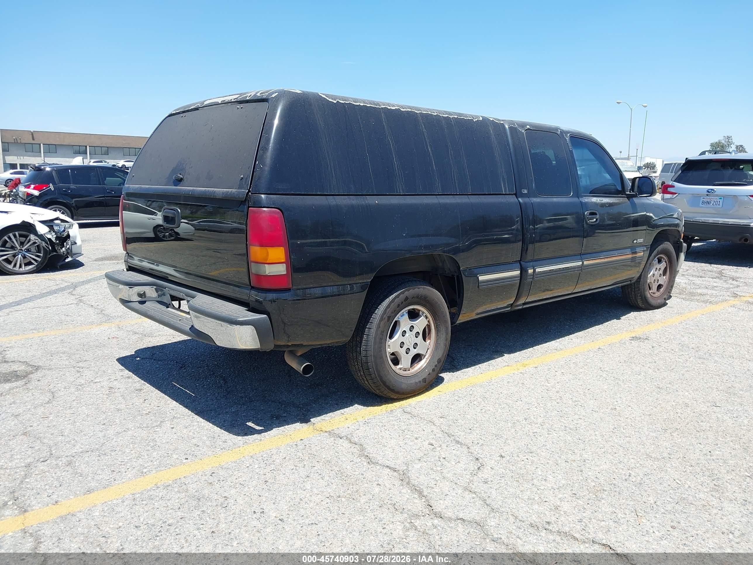 2001 Chevrolet Silverado 1500 Ls Black vin: 2GCEC19T411405302