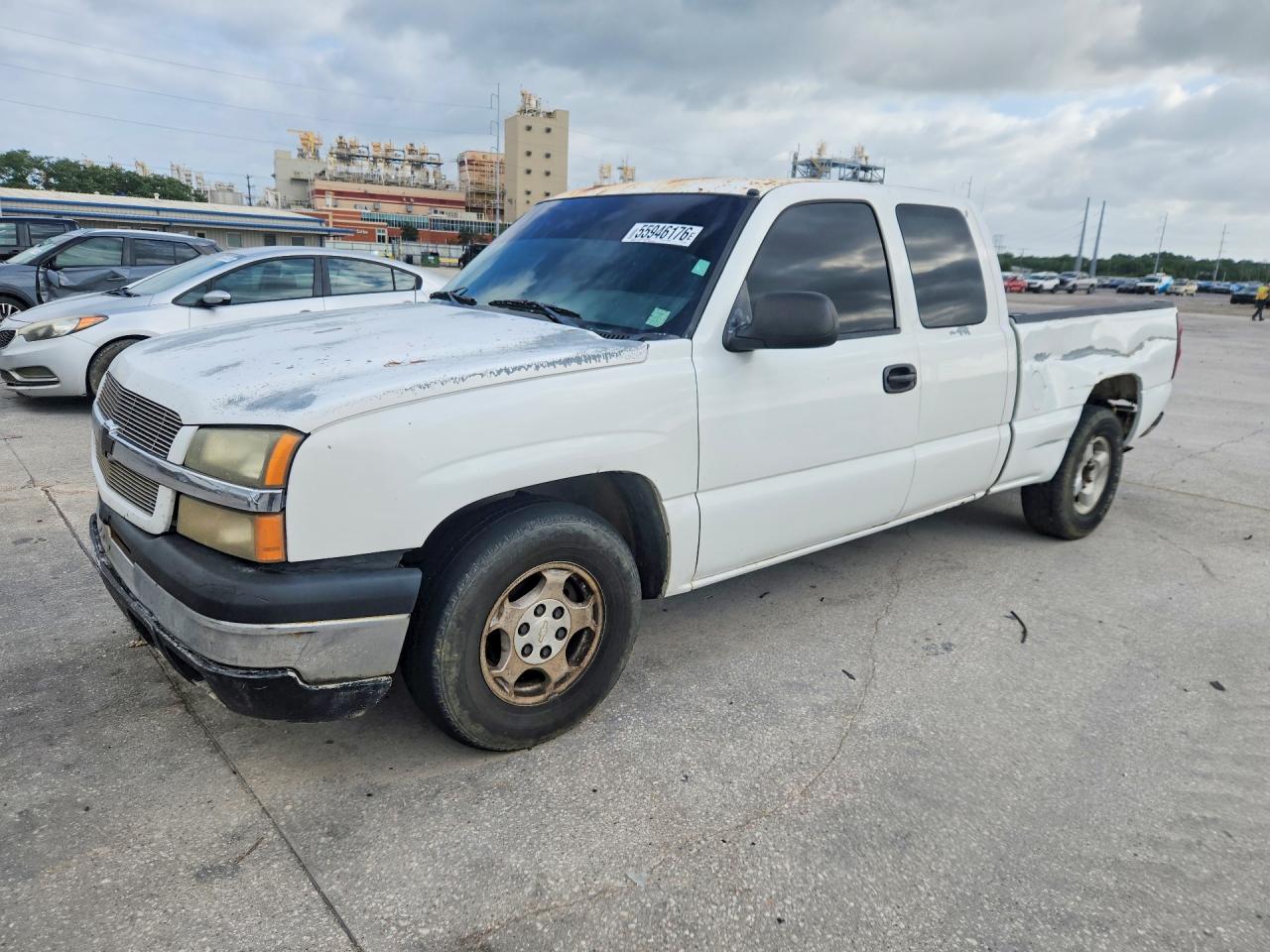 2003 Chevrolet Silverado C1500 White vin: 2GCEC19T431149391