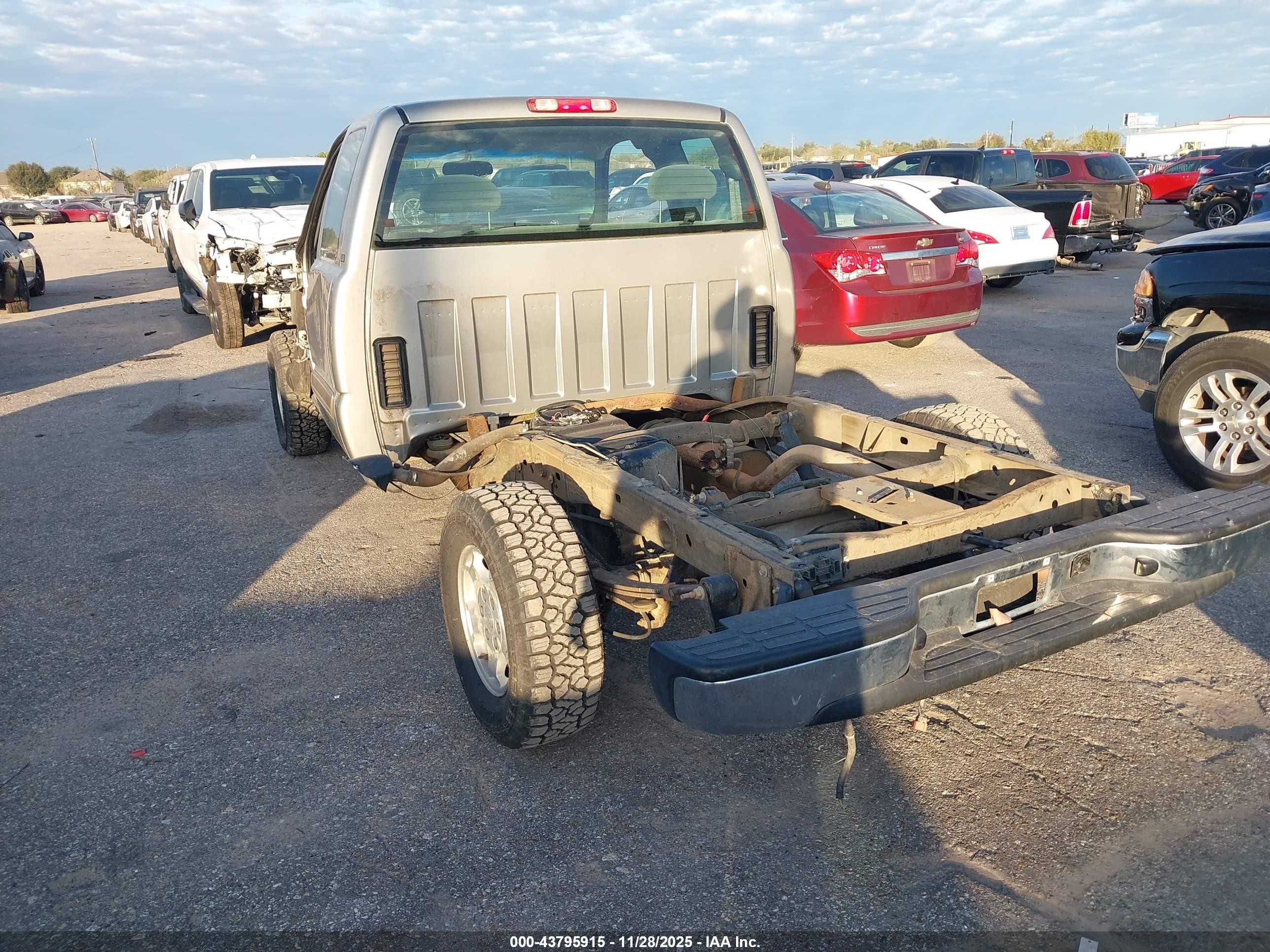 2003 Chevrolet Silverado 1500 Ls Tan vin: 2GCEC19T431242413