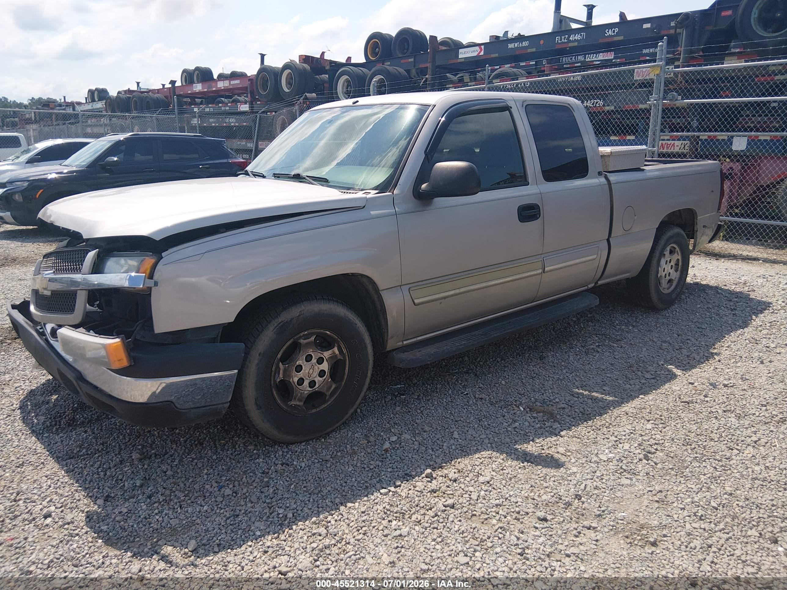 2004 Chevrolet Silverado 1500 Ls Silver vin: 2GCEC19T441136304