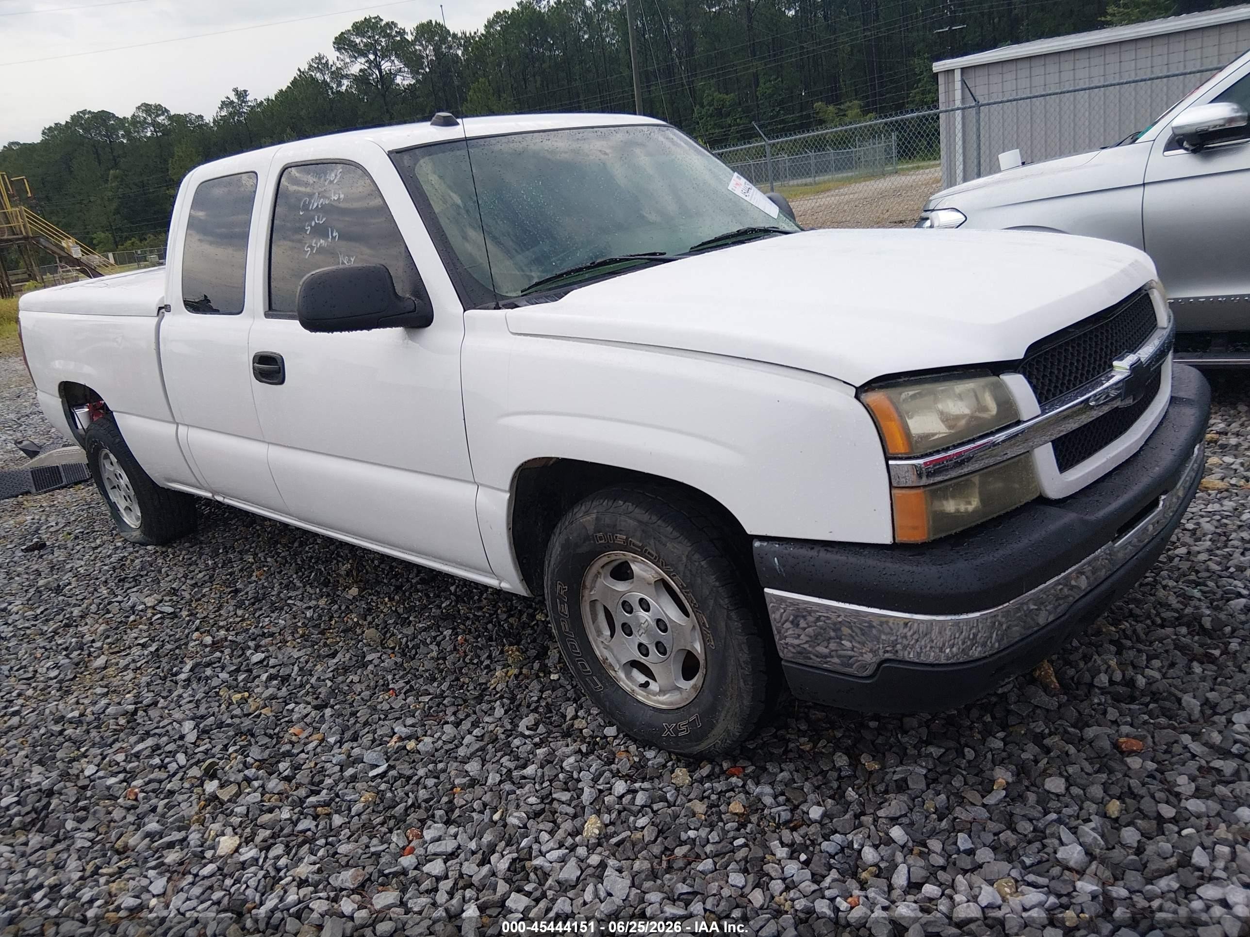 2004 Chevrolet Silverado 1500 Ls White vin: 2GCEC19T441347308