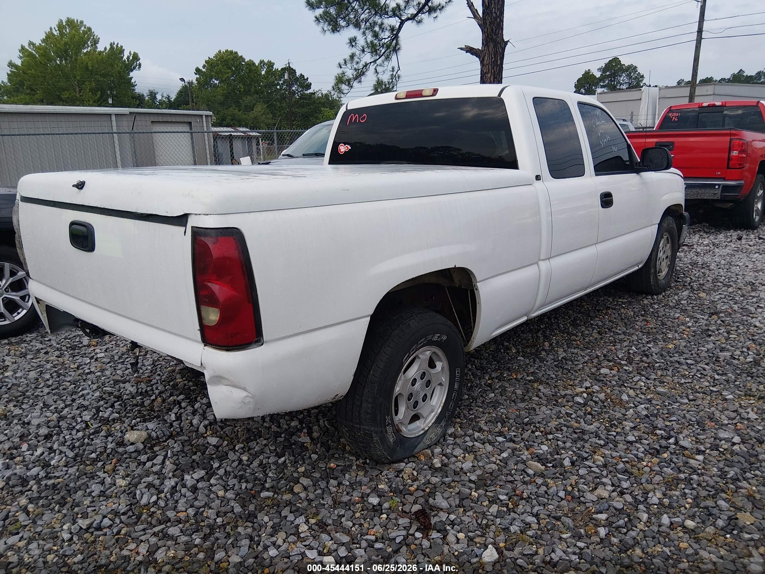 2004 Chevrolet Silverado 1500 Ls White vin: 2GCEC19T441347308