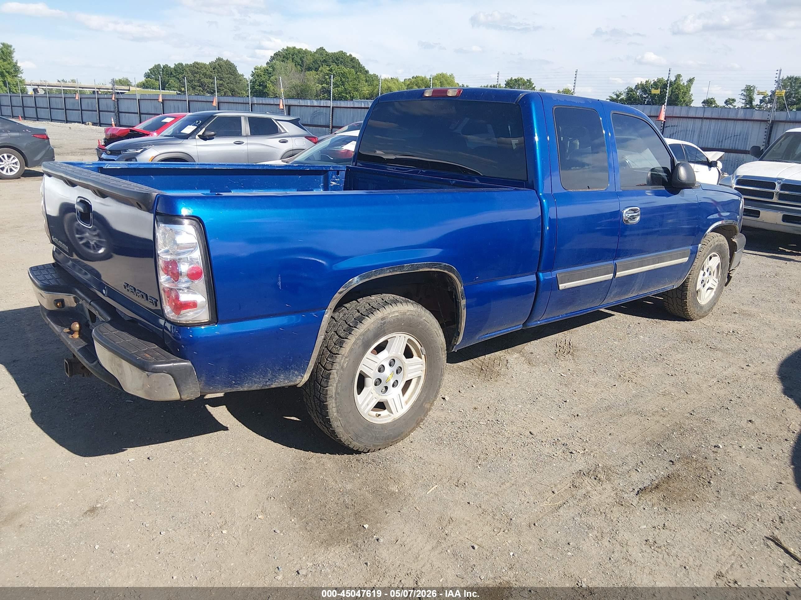 2004 Chevrolet Silverado 1500 Ls Blue vin: 2GCEC19T441421598