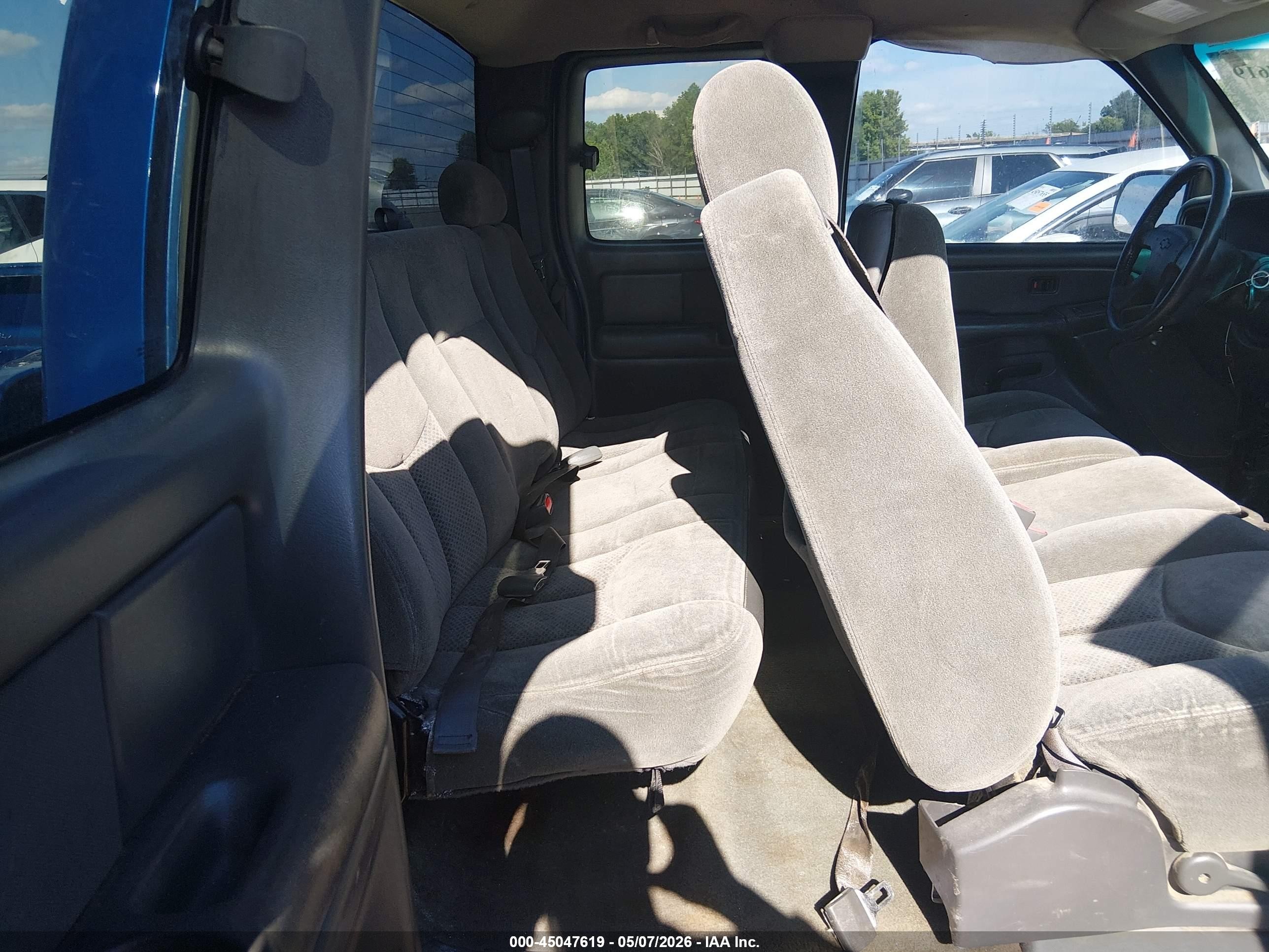 2004 Chevrolet Silverado 1500 Ls Blue vin: 2GCEC19T441421598