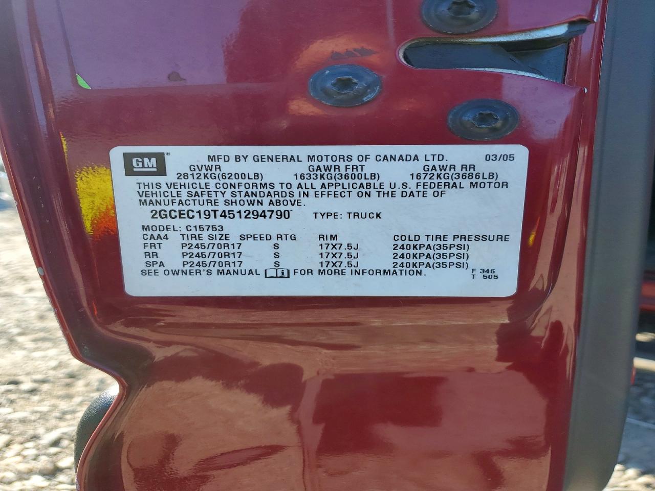 2005 Chevrolet Silverado C1500 Red vin: 2GCEC19T451294790