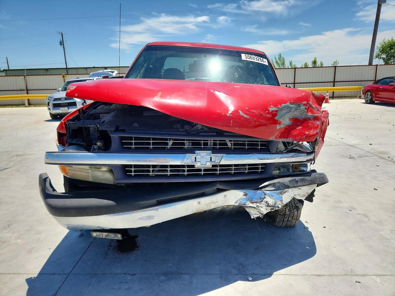 1999 Chevrolet Silverado C1500 Red vin: 2GCEC19T4X1230655